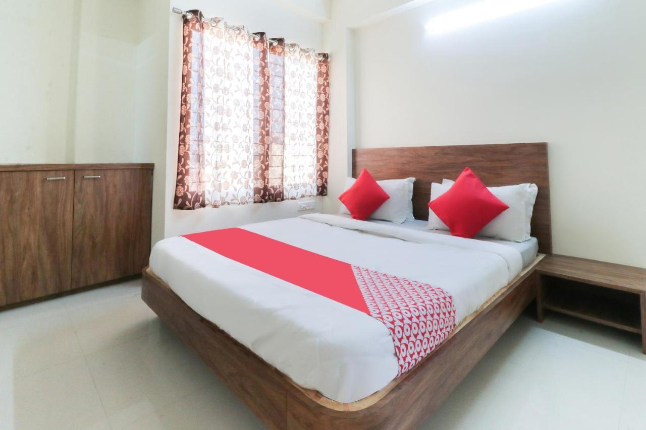 Oyo 63903 Hotel Shree Ram Villa Дварка Экстерьер фото