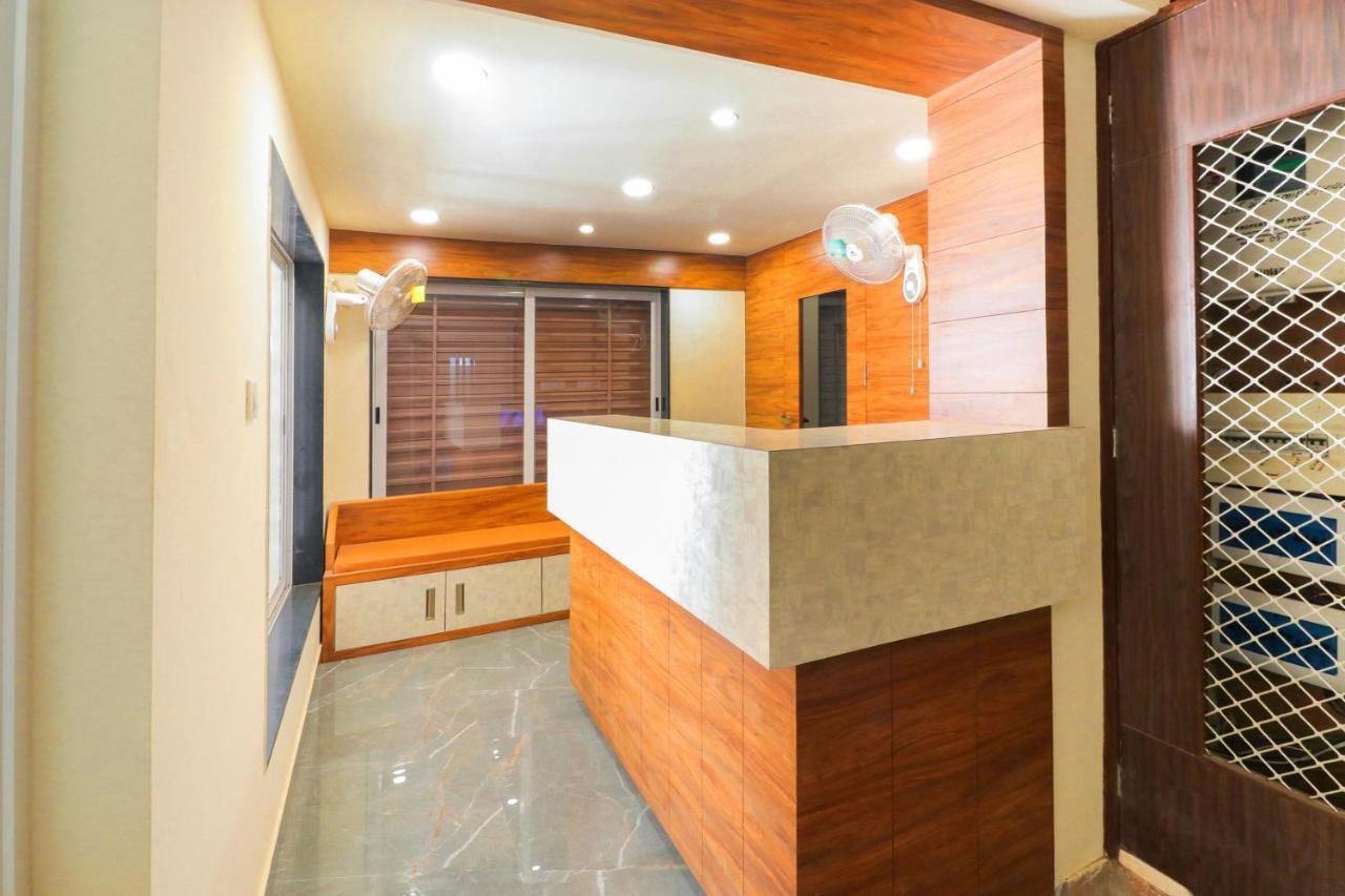 Oyo 63903 Hotel Shree Ram Villa Дварка Экстерьер фото