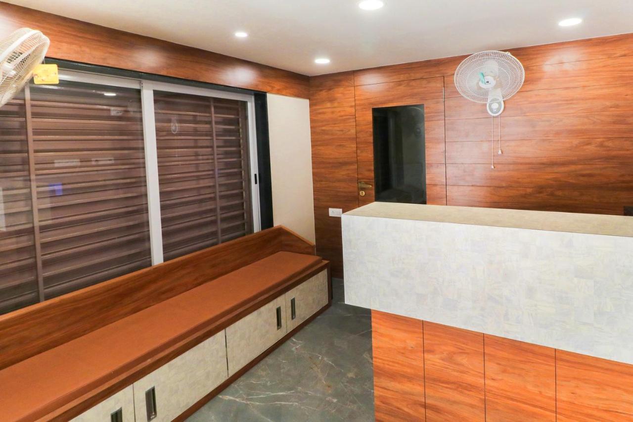 Oyo 63903 Hotel Shree Ram Villa Дварка Экстерьер фото