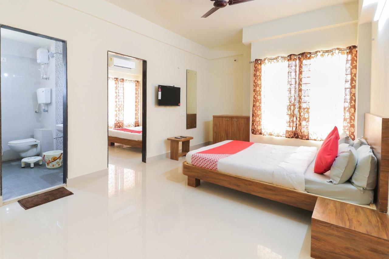 Oyo 63903 Hotel Shree Ram Villa Дварка Экстерьер фото